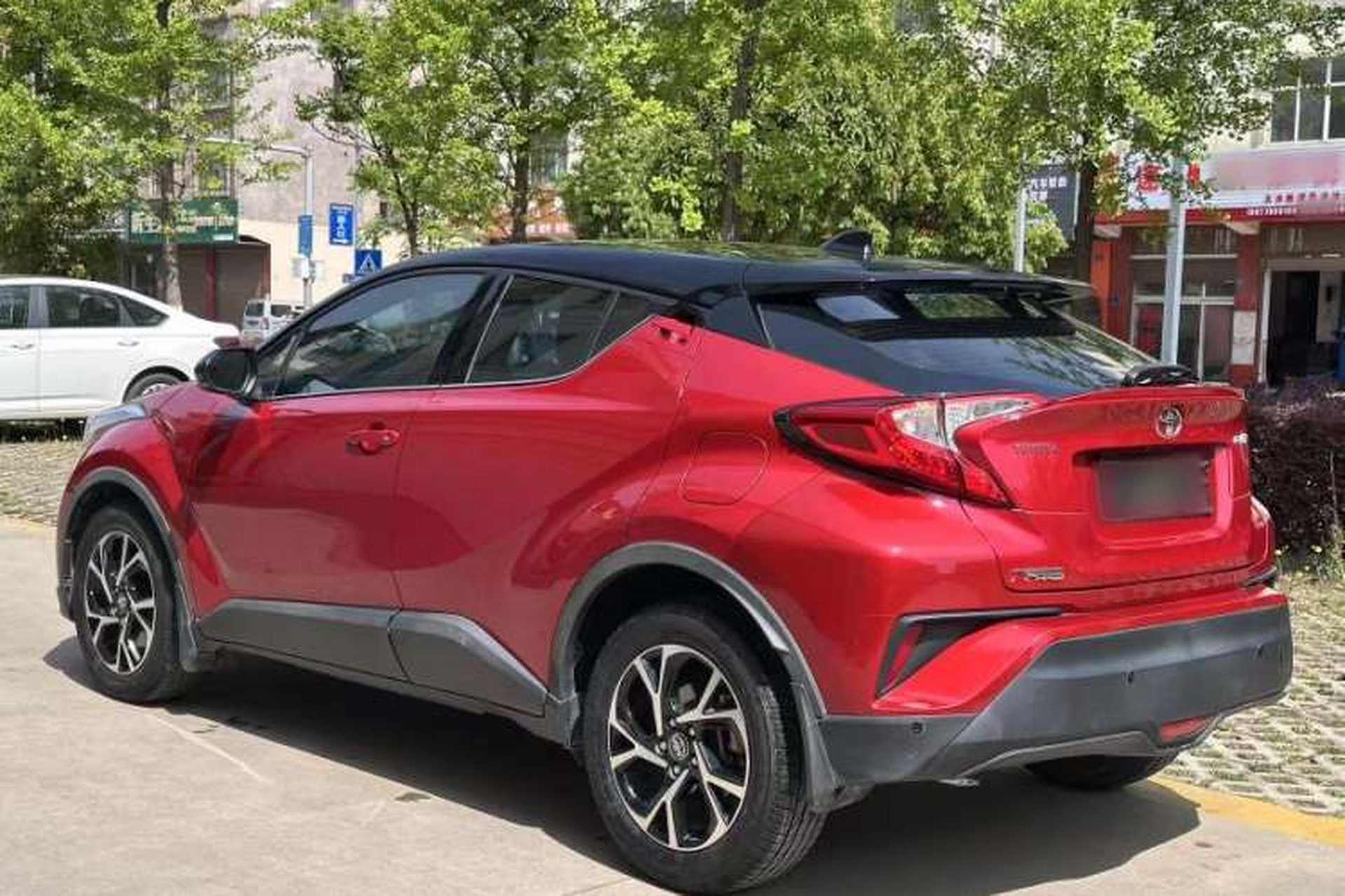 Used Toyota C-HR 2020 2.0L Leading Edition Exterior 3
