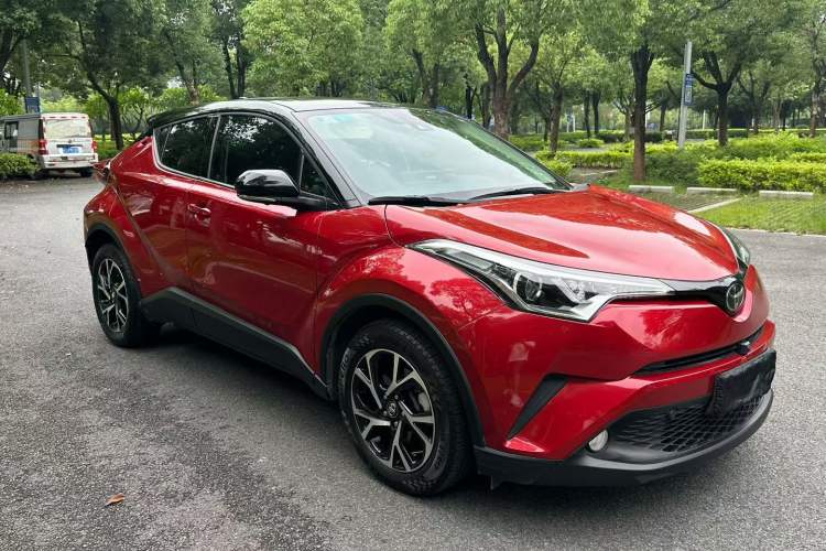 Used Toyota C-HR 2020 2.0L Leading Edition Exterior 3