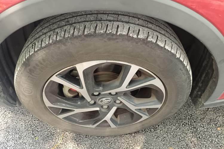 Used Toyota C-HR 2020 2.0L Leading Edition Exterior 4