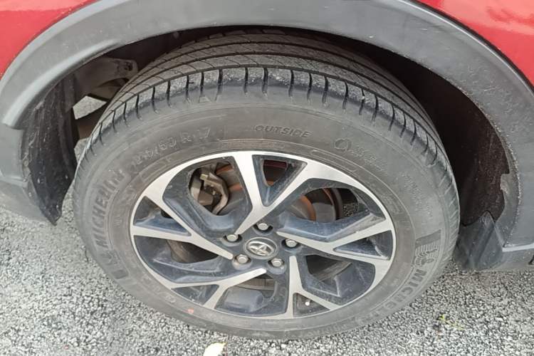 Used Toyota C-HR 2020 2.0L Leading Edition Exterior 5