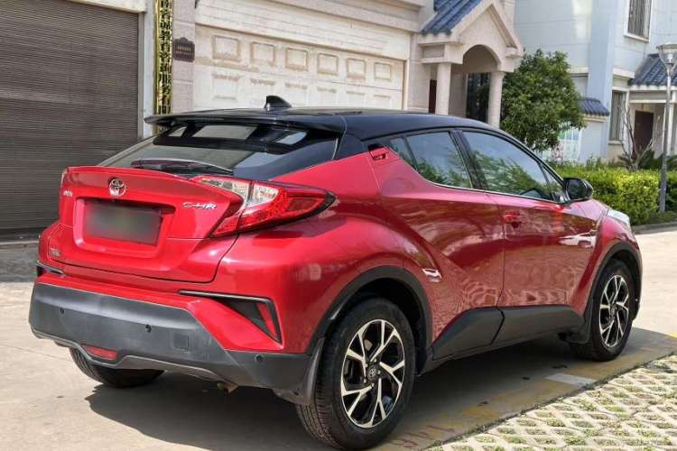 Used Toyota C-HR 2020 2.0L Leading Edition Exterior 5
