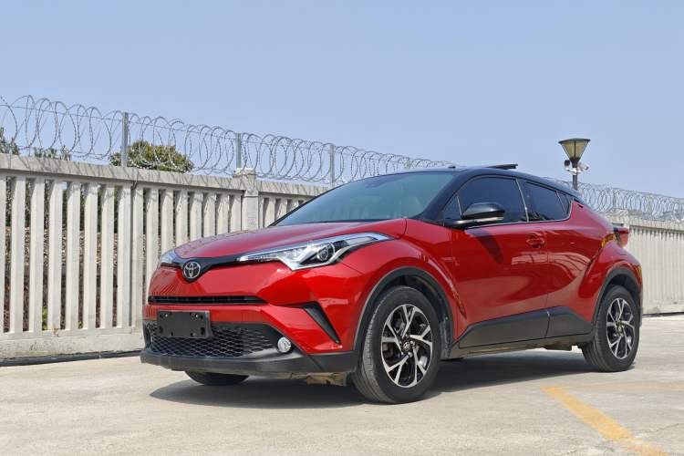 Used Toyota C-HR 2020 2.0L Leading Edition Exterior 5