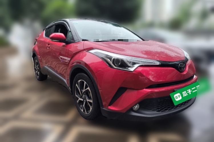 Used Toyota C-HR 2020 2.0L Leading Edition Front Right 45 Deg