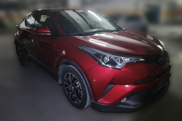Used Toyota C-HR 2020 2.0L Leading Edition Front Right 45 Deg