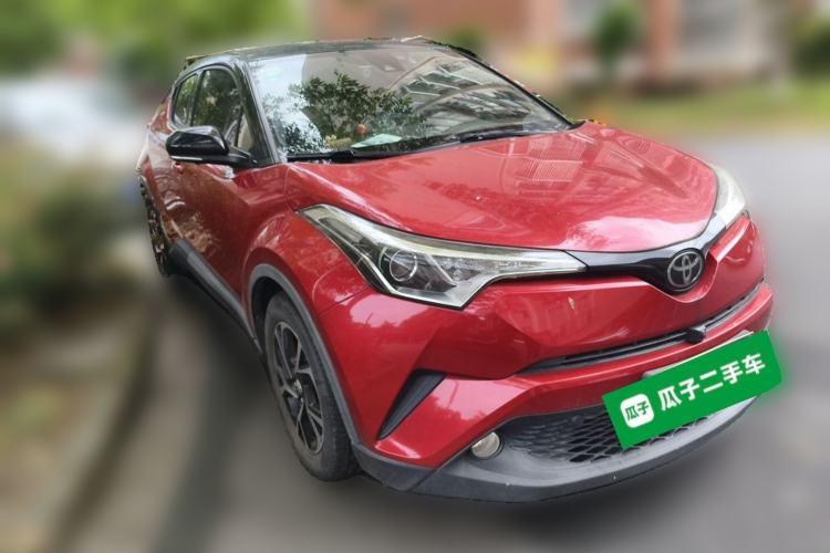 Used Toyota C-HR 2020 2.0L Leading Edition Front Right 45 Deg