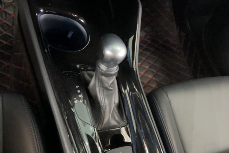 Used Toyota C-HR 2020 2.0L Leading Edition Gear Lever
