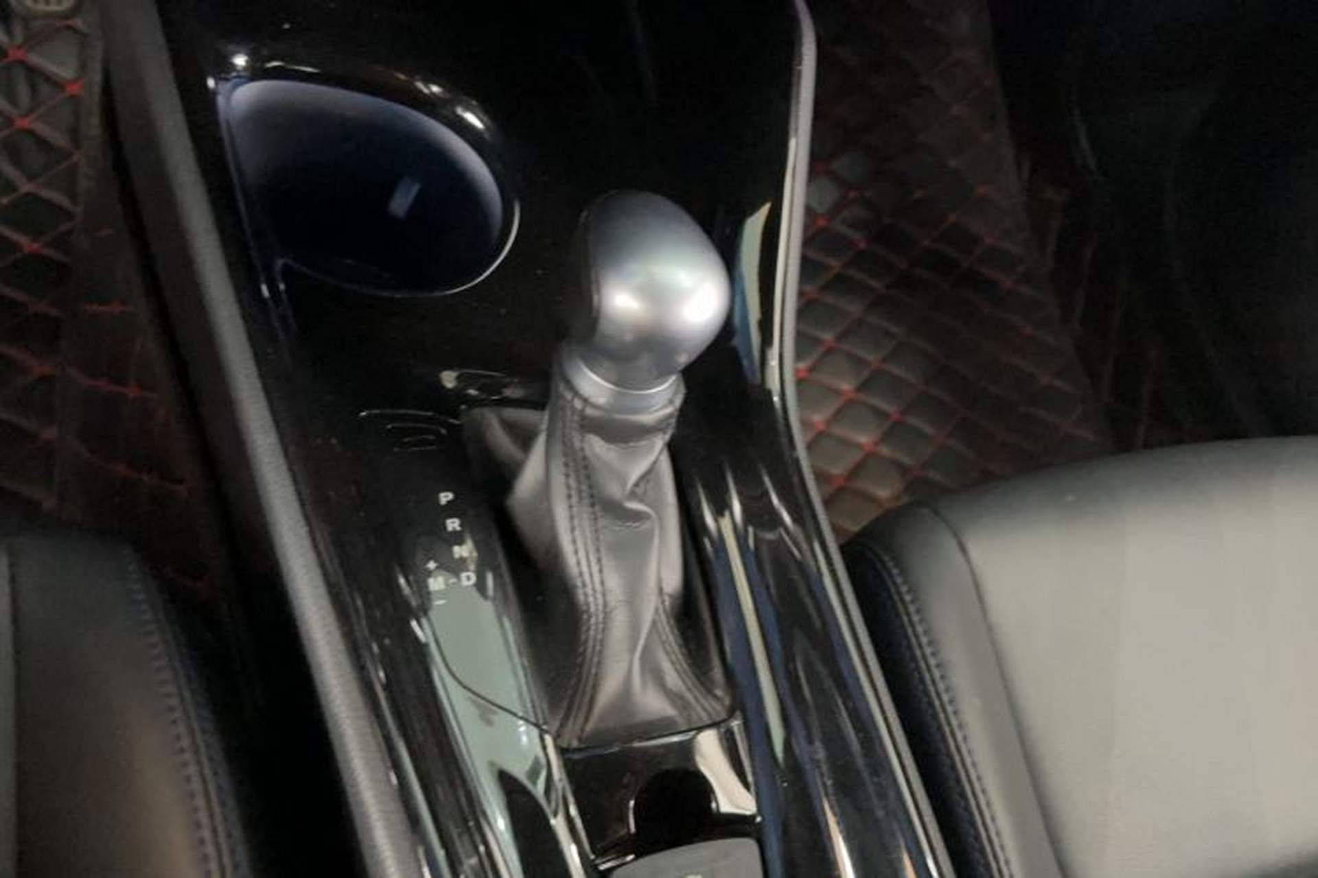 Used Toyota C-HR 2020 2.0L Leading Edition Gear Lever