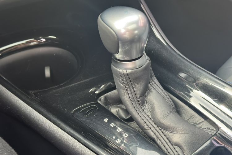 Used Toyota C-HR 2020 2.0L Leading Edition Gear Lever