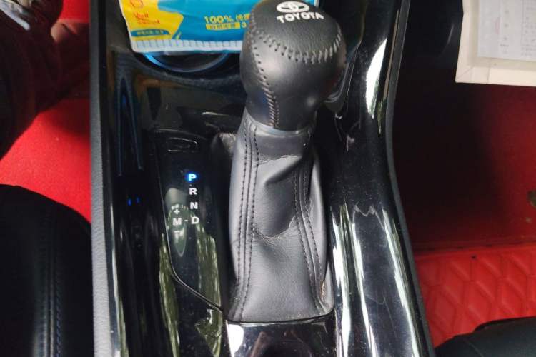 Used Toyota C-HR 2020 2.0L Leading Edition Gear Lever