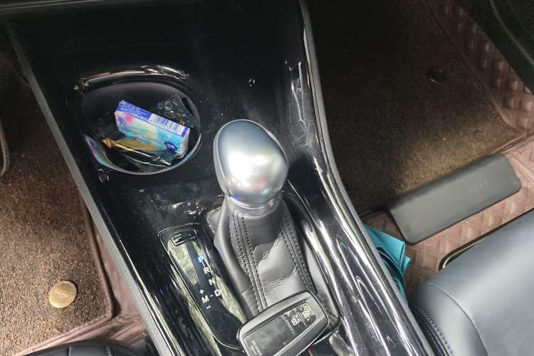 Used Toyota C-HR 2020 2.0L Leading Edition Gear Lever