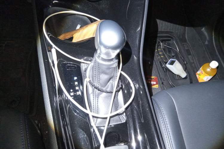 Used Toyota C-HR 2020 2.0L Leading Edition Gear Lever
