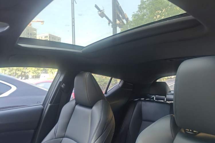 Used Toyota C-HR 2020 2.0L Leading Edition Headliner