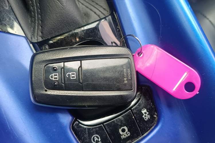 Used Toyota C-HR 2020 2.0L Leading Edition Interior 1