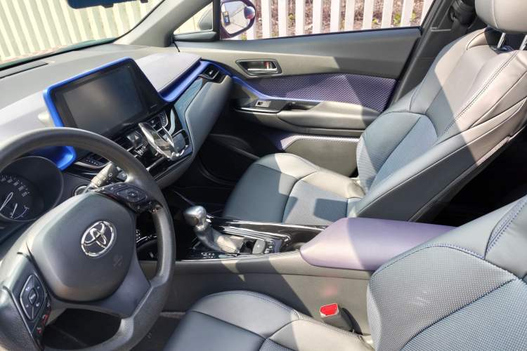 Used Toyota C-HR 2020 2.0L Leading Edition Interior 1