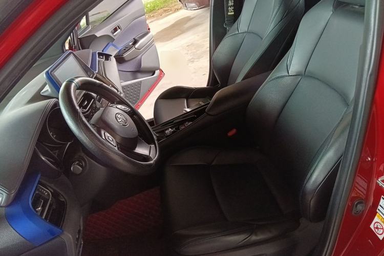 Used Toyota C-HR 2020 2.0L Leading Edition Left Front Seat