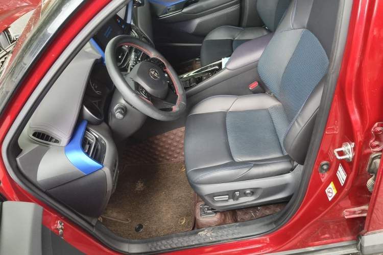 Used Toyota C-HR 2020 2.0L Leading Edition Left Front Seat