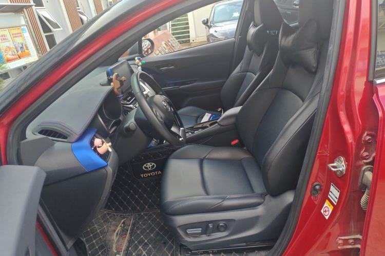 Used Toyota C-HR 2020 2.0L Luxury Edition Left Front Seat