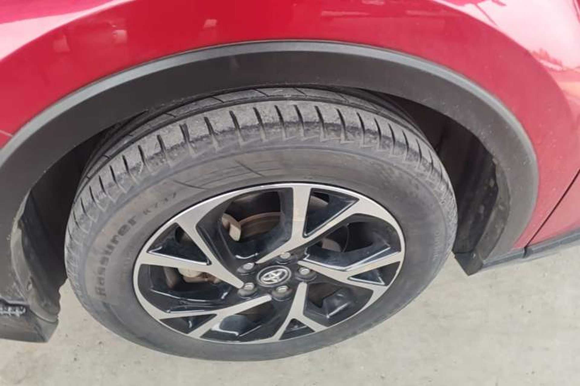 Used Toyota C-HR 2020 2.0L Leading Edition Left Front Wheel Hub
