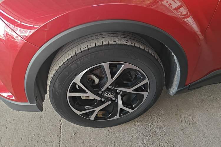 Used Toyota C-HR 2020 2.0L Leading Edition Left Front Wheel Hub