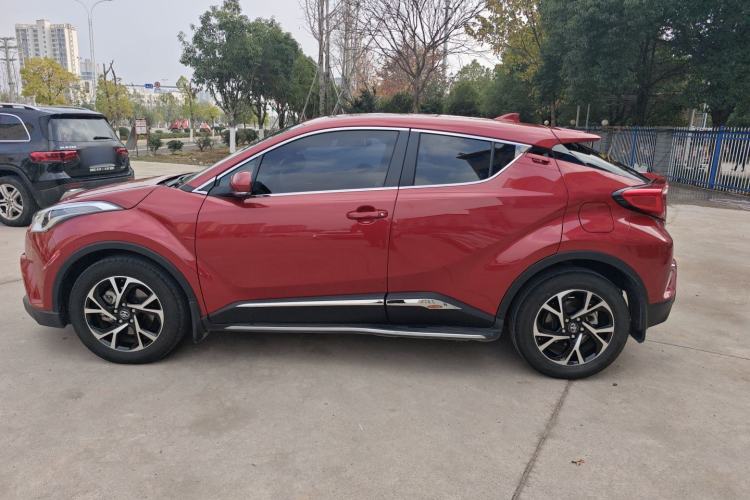 Used Toyota C-HR 2020 2.0L Comfort Edition Left Side