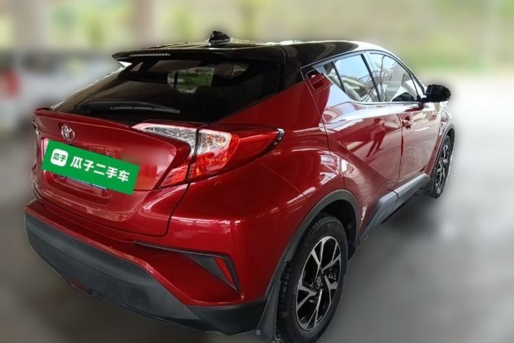 Used Toyota C-HR 2020 2.0L Leading Edition Rear Right 45 Deg