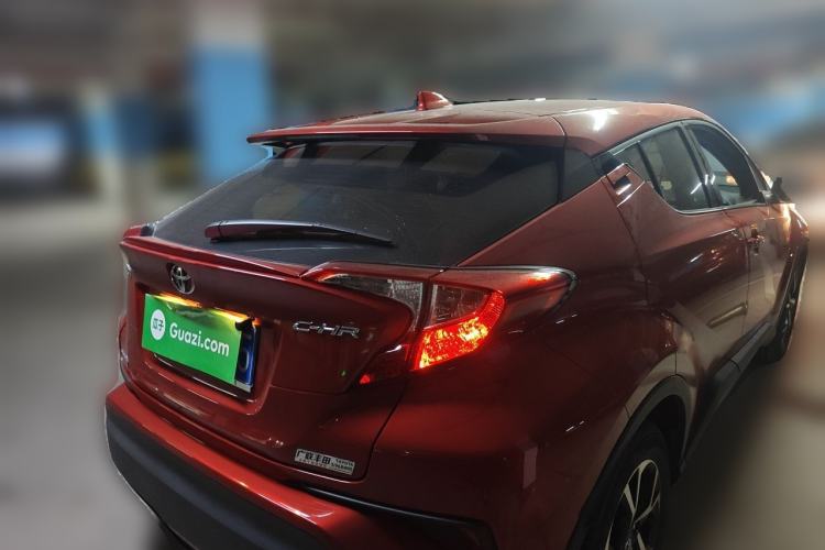 Used Toyota C-HR 2020 2.0L Leading Edition Rear Right 45 Deg