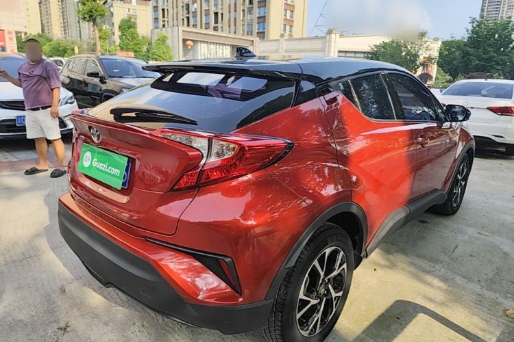 Used Toyota C-HR 2020 2.0L Leading Edition Rear Right 45 Deg