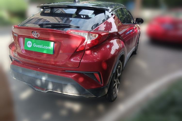 Used Toyota C-HR 2020 2.0L Leading Edition Rear Right 45 Deg