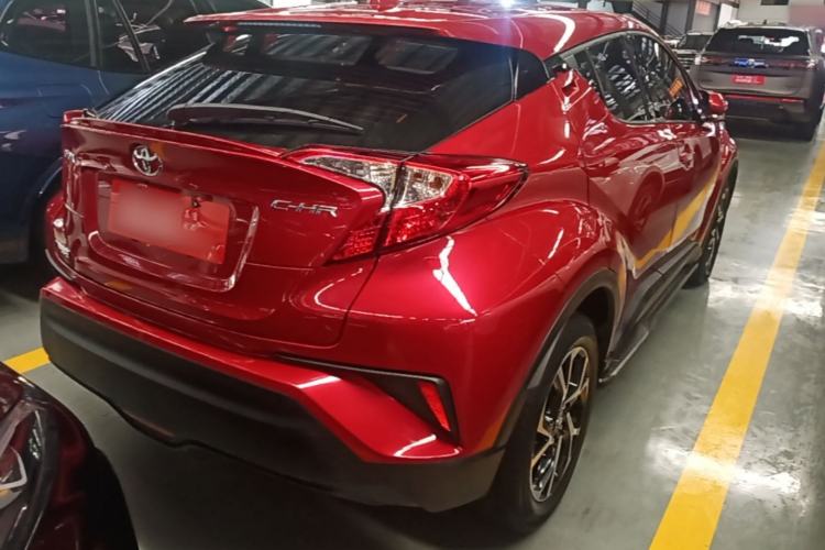 Used Toyota C-HR 2020 2.0L Leading Edition Rear Right 45 Deg