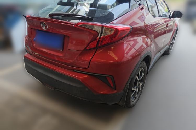Used Toyota C-HR 2020 2.0L Leading Edition Rear Right 45 Deg