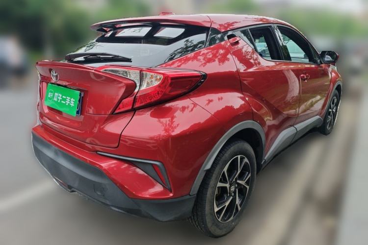 Used Toyota C-HR 2020 2.0L Leading Edition Rear Right 45 Deg