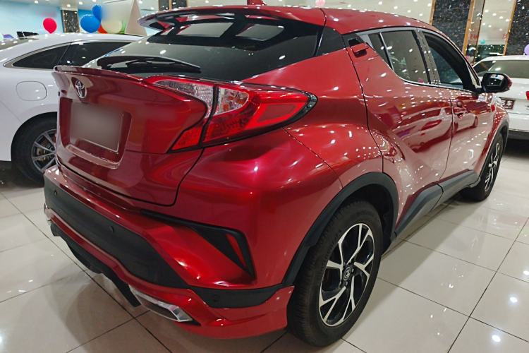 Used Toyota C-HR 2020 2.0L Leading Edition Rear Right 45 Deg