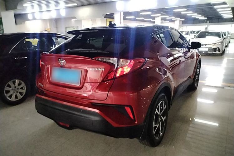 Used Toyota C-HR 2020 2.0L Leading Edition Rear Right 45 Deg