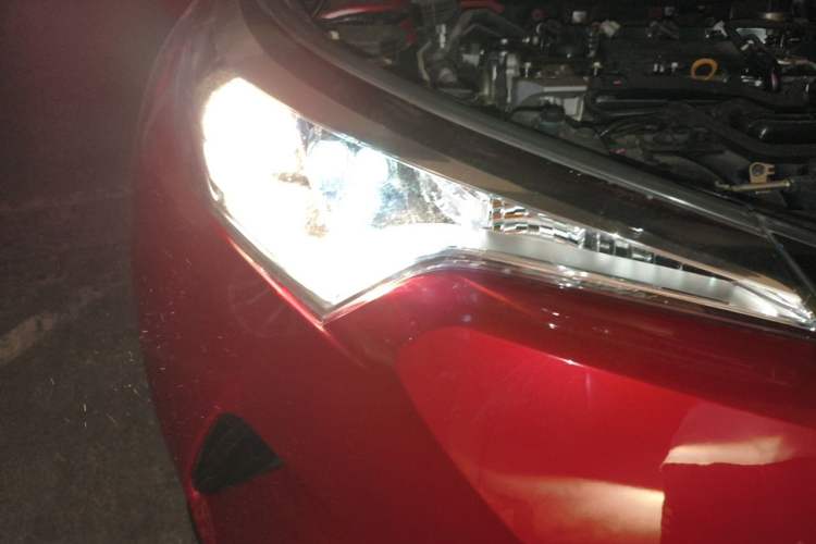 Used Toyota C-HR 2020 2.0L Leading Edition Right Front Headlight