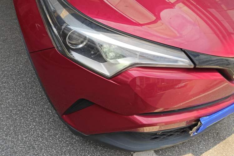 Used Toyota C-HR 2020 2.0L Leading Edition Right Front Headlight