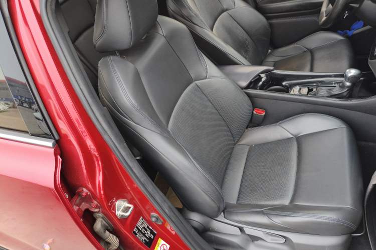 Used Toyota C-HR 2020 2.0L Leading Edition Right Front Seat