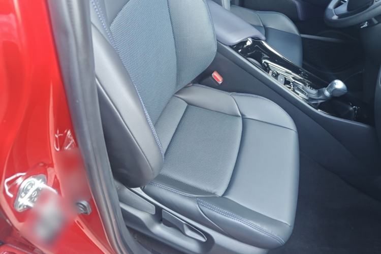 Used Toyota C-HR 2020 2.0L Leading Edition Right Front Seat