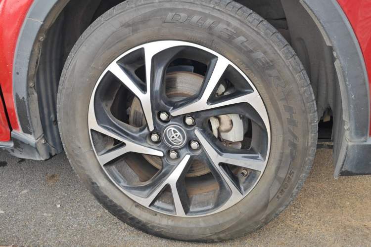 Used Toyota C-HR 2020 2.0L Leading Edition Right Front Wheel Hub