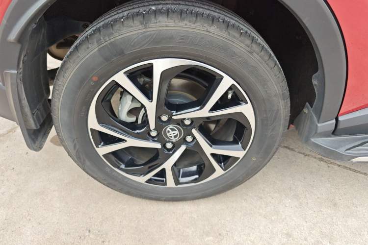 Used Toyota C-HR 2020 2.0L Comfort Edition Right Rear Wheel Hub