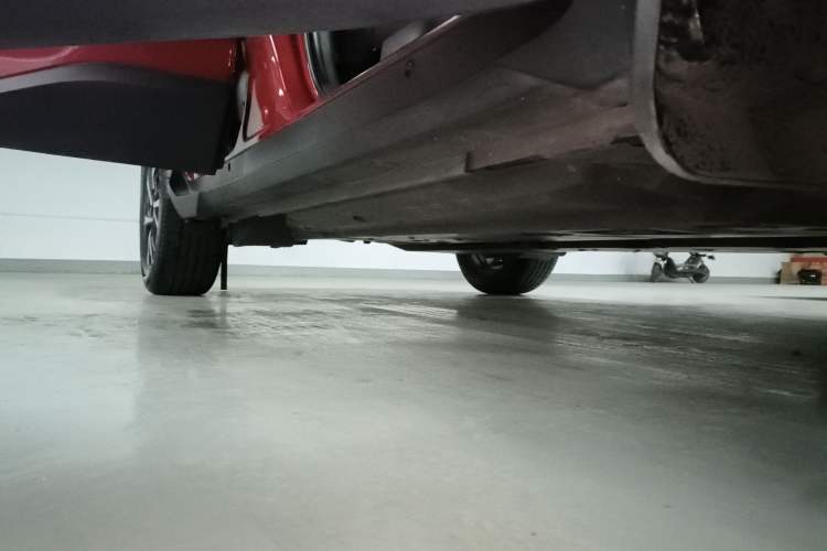 Used Toyota C-HR 2020 2.0L Leading Edition Right Side Sill