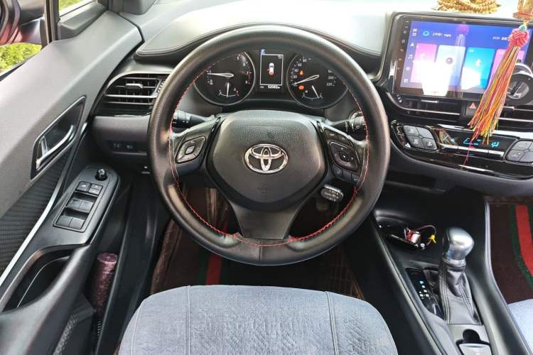 Used Toyota C-HR 2020 2.0L Comfort Edition Steering Wheel