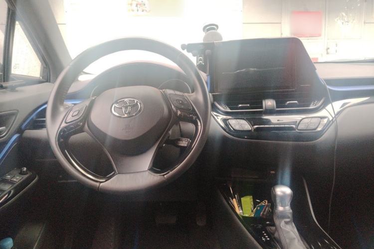 Used Toyota C-HR 2020 2.0L Luxury Edition Steering Wheel