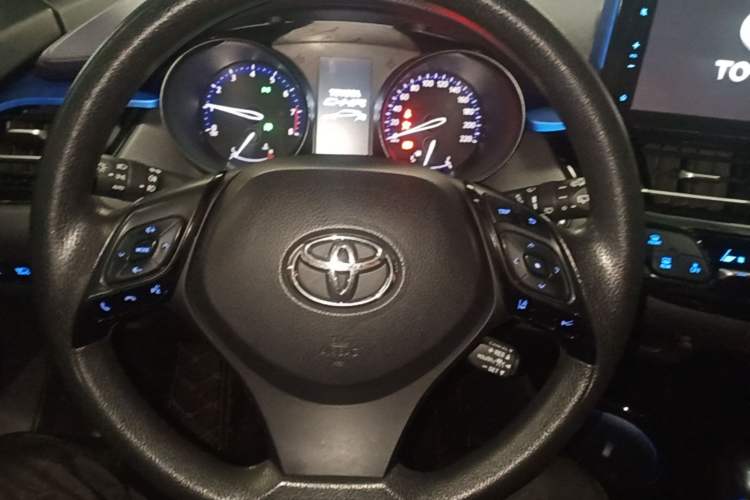 Used Toyota C-HR 2020 2.0L Leading Edition Steering Wheel