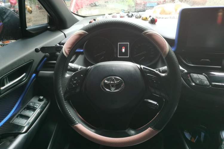 Used Toyota C-HR 2020 2.0L Leading Edition Steering Wheel