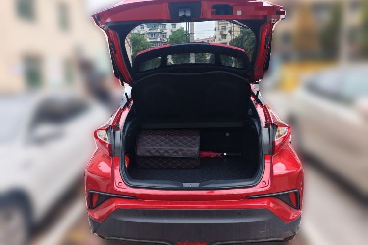 Used Toyota C-HR 2020 2.0L Leading Edition Trunk