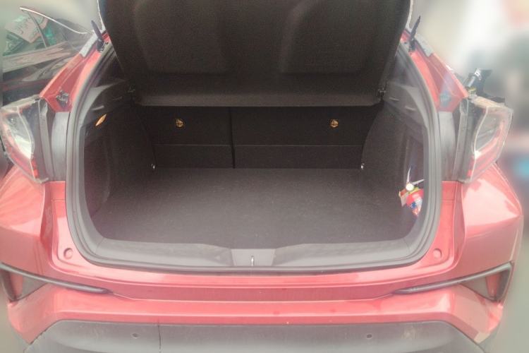 Used Toyota C-HR 2020 2.0L Luxury Edition Trunk