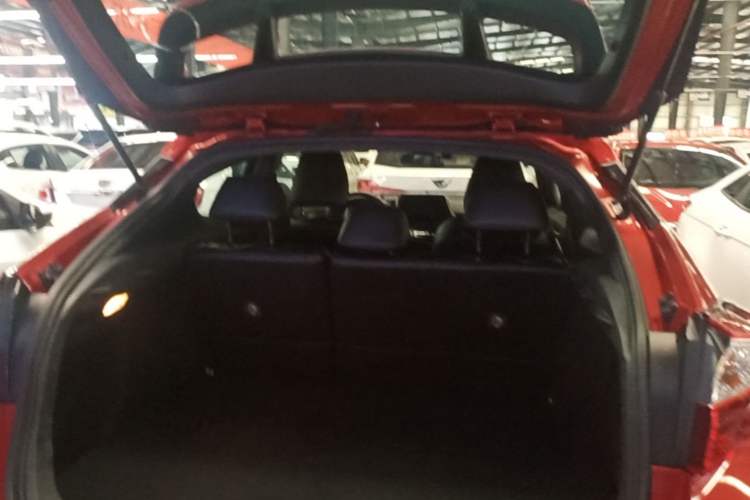 Used Toyota C-HR 2020 2.0L Comfort Edition Trunk