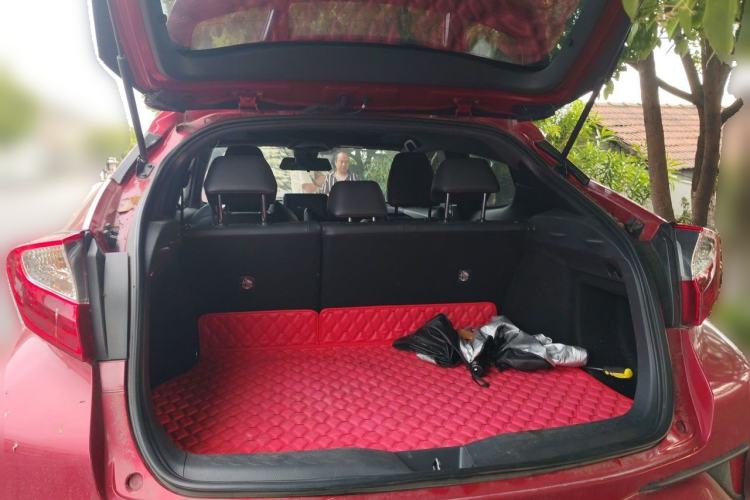 Used Toyota C-HR 2020 2.0L Leading Edition Trunk