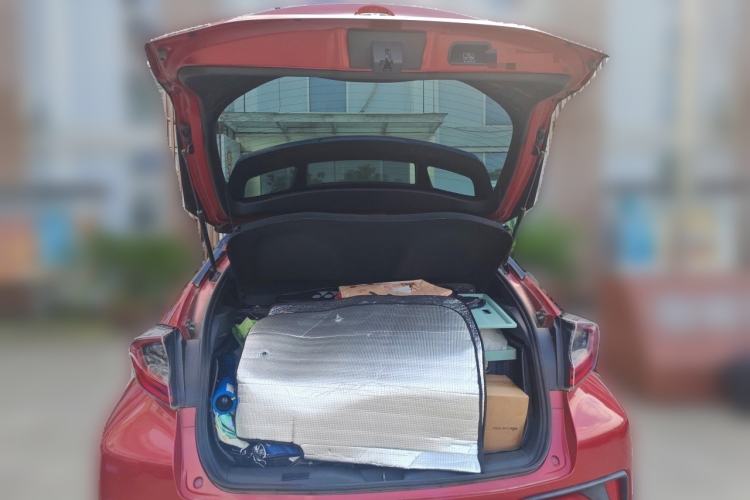 Used Toyota C-HR 2020 2.0L Luxury Edition Trunk