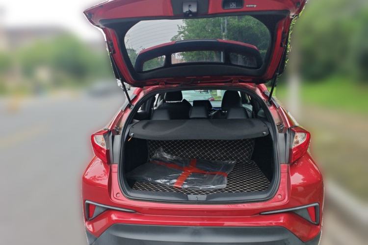Used Toyota C-HR 2020 2.0L Leading Edition Trunk
